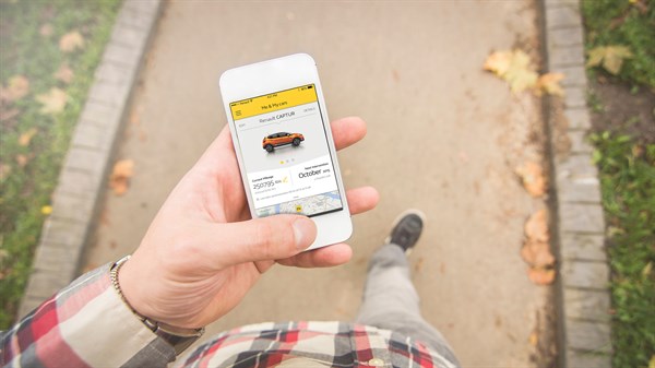 Renault EASY CONNECT - zoom sur smartphone